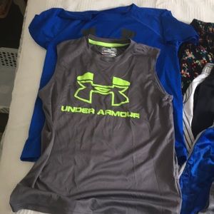 Boundle of 6 Under armour YMD LOOSE